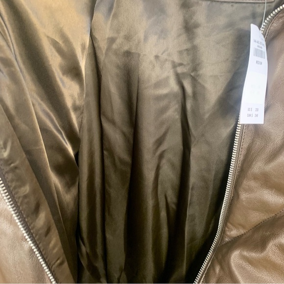 Abercrombie and Fitch Vegan Leather Puffer Quilted Jacket - Picture 16 of 16